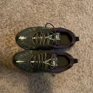 Very expensive and athletic shoes. Black, blue, and green. Nike Air Max Plus GS Black Blue Green Youth/Women main image 4